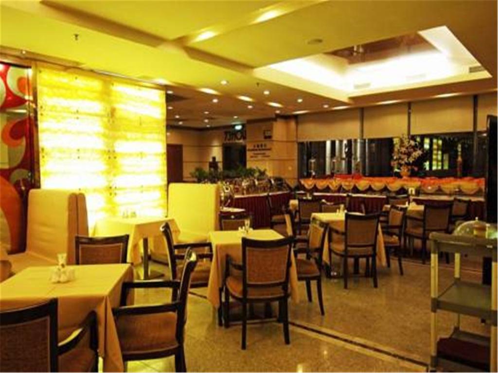 Hotel Huajun 4*