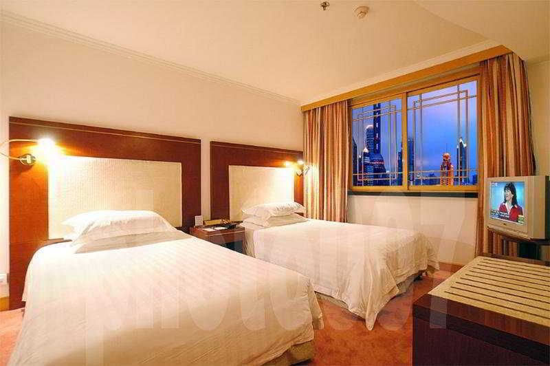 Huajun Hotel Shanghai